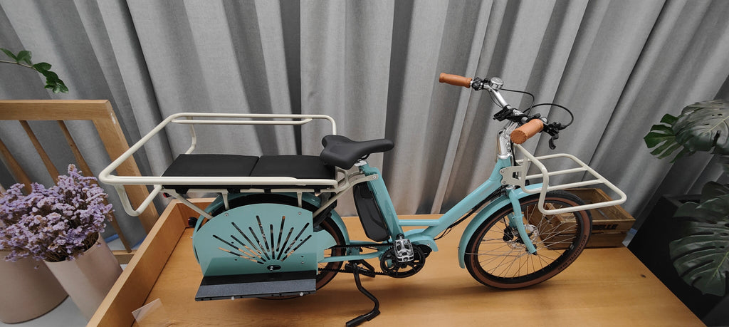 Achielle Jean e-longtail bike