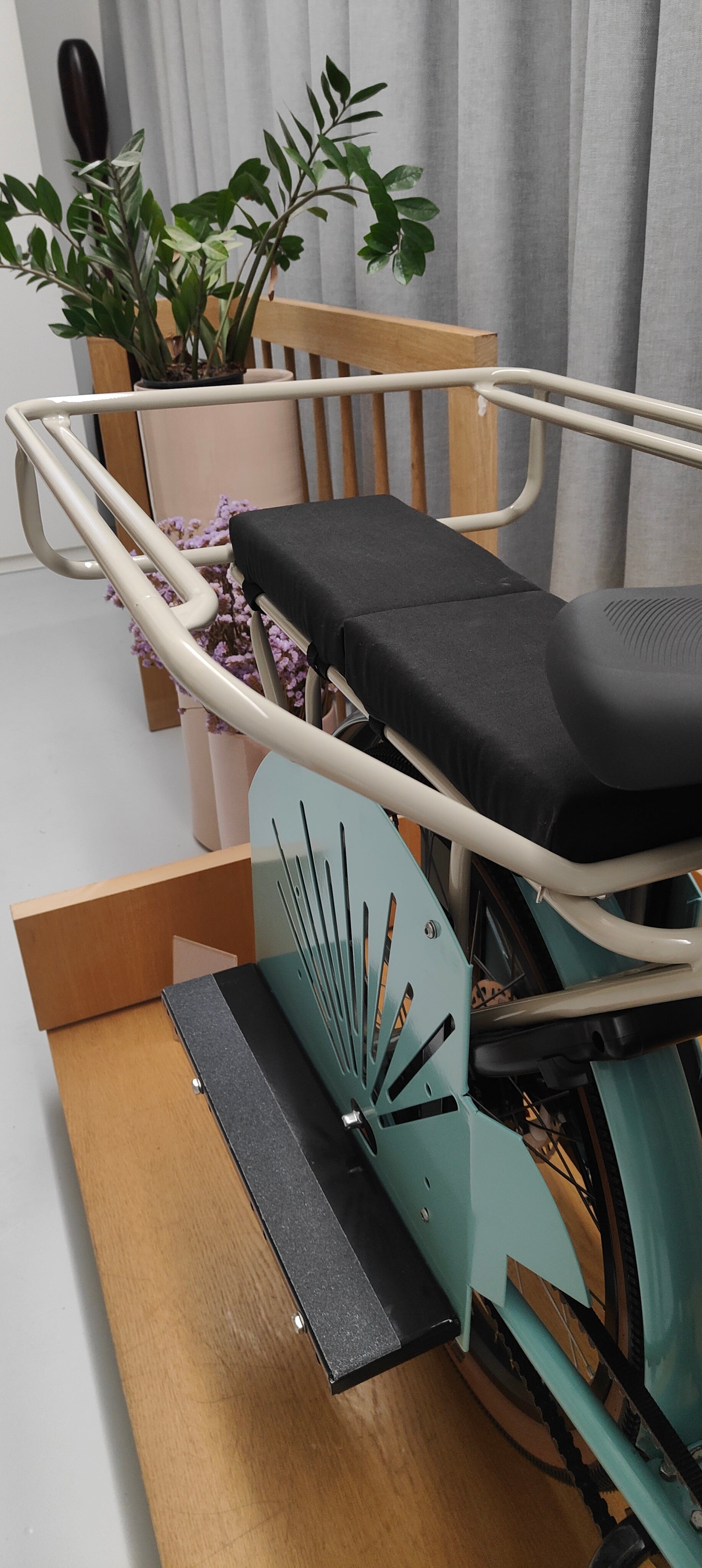 Achielle Jean e-longtail bike