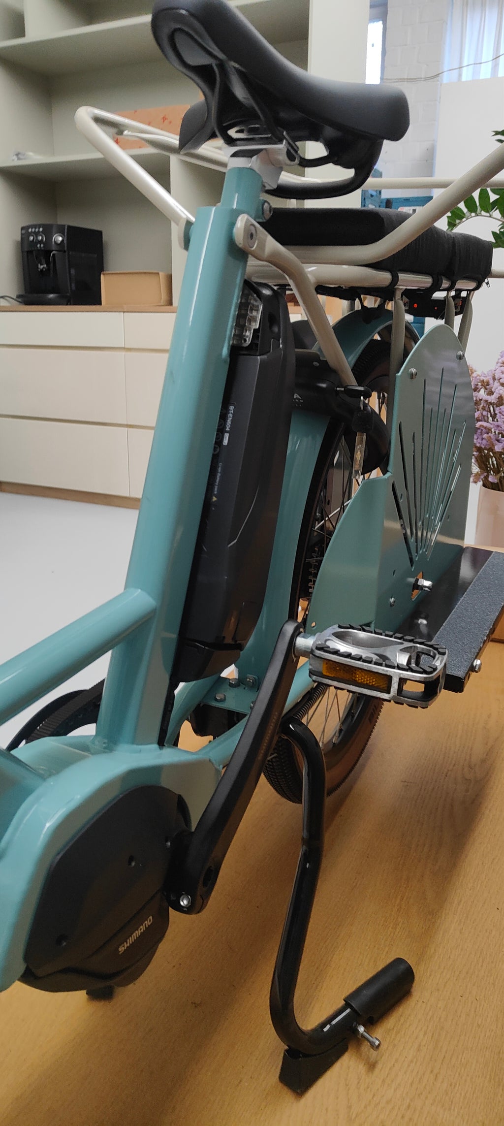 Achielle Jean e-longtail bike