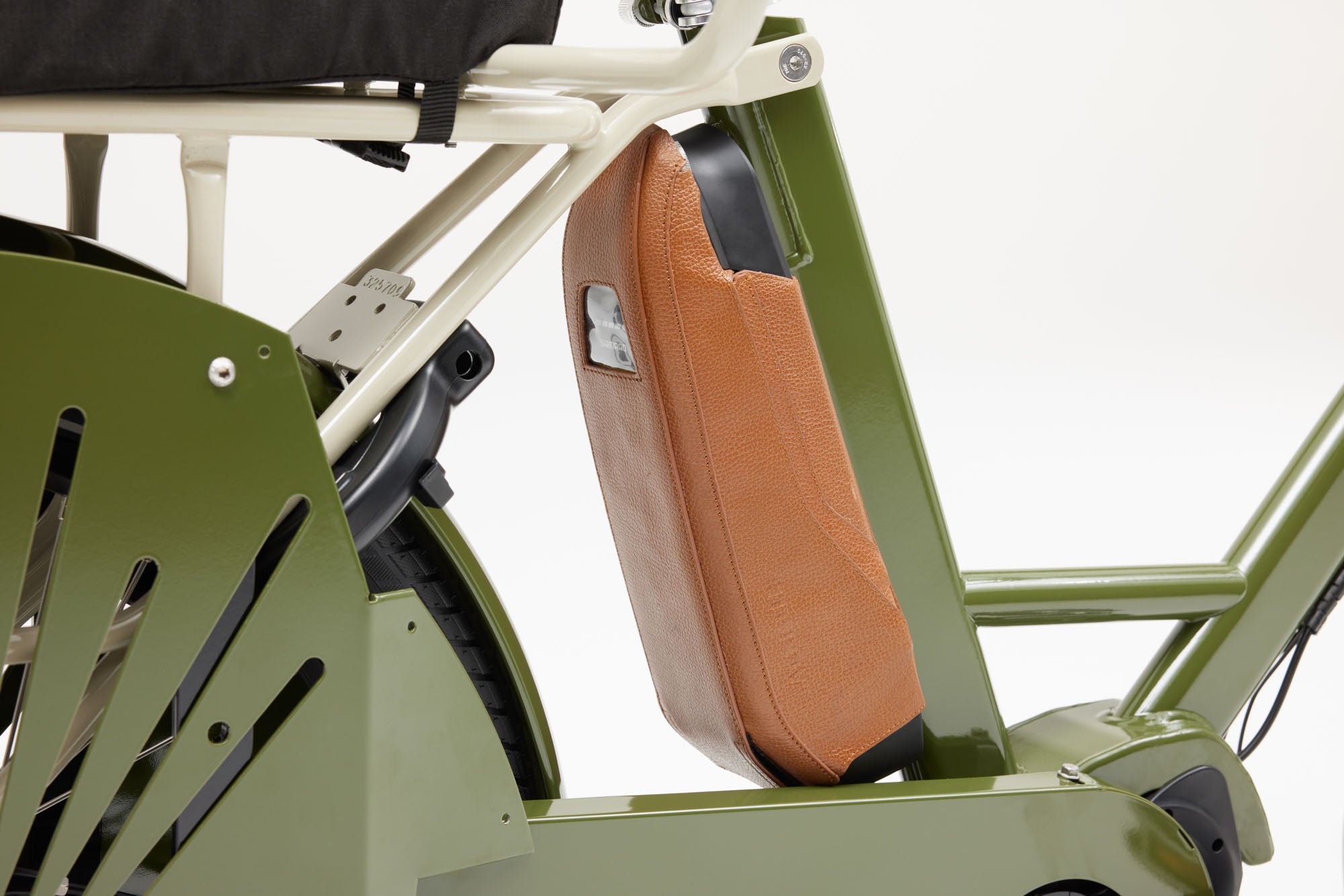 Achielle Jean e-longtail bike