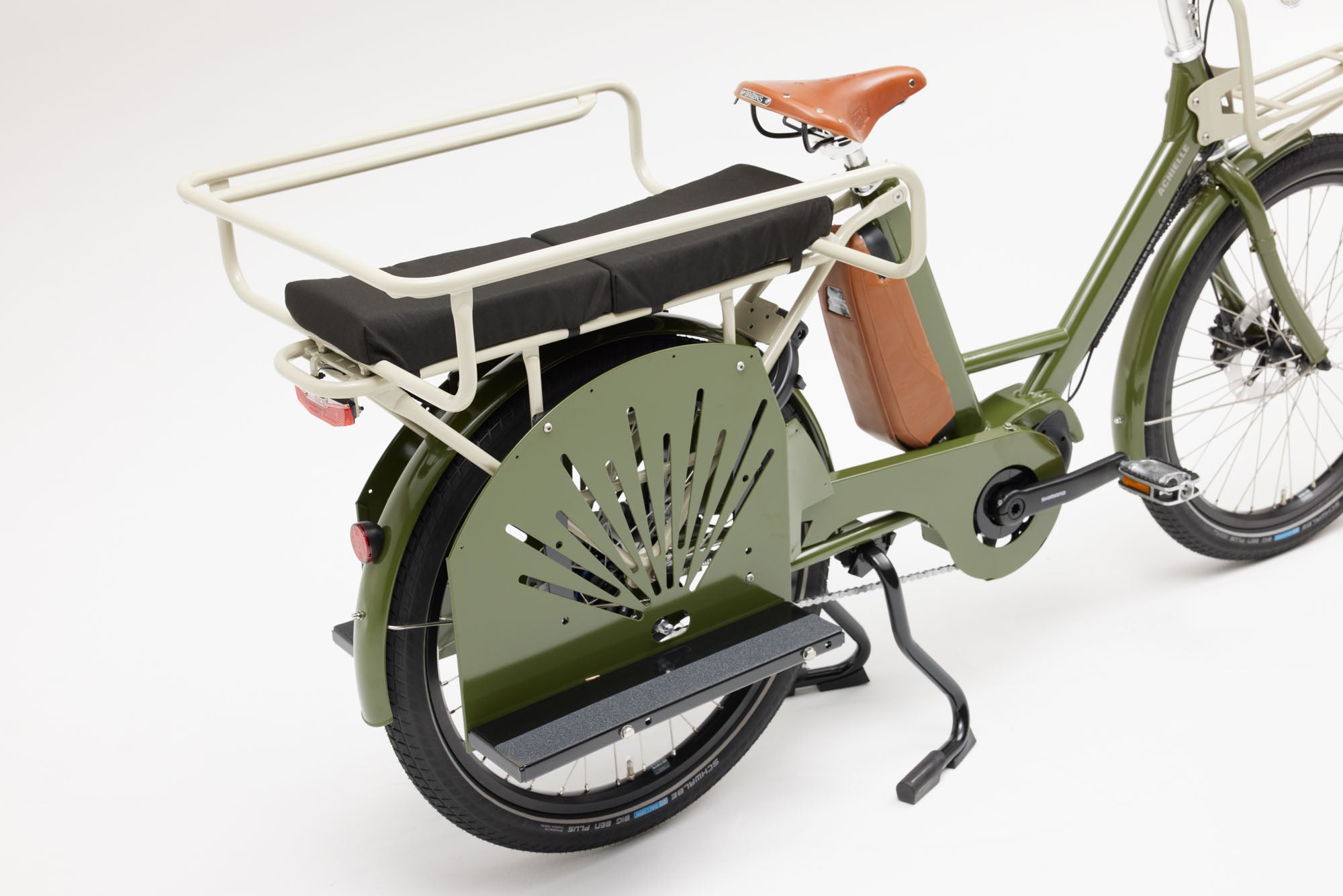 Achielle Jean e-longtail bike